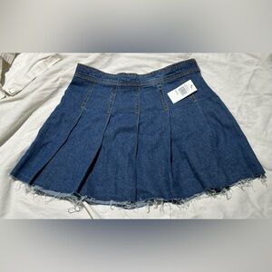 ✨NWT✨ Vigoss: Denim Mini Skirt- Size 25